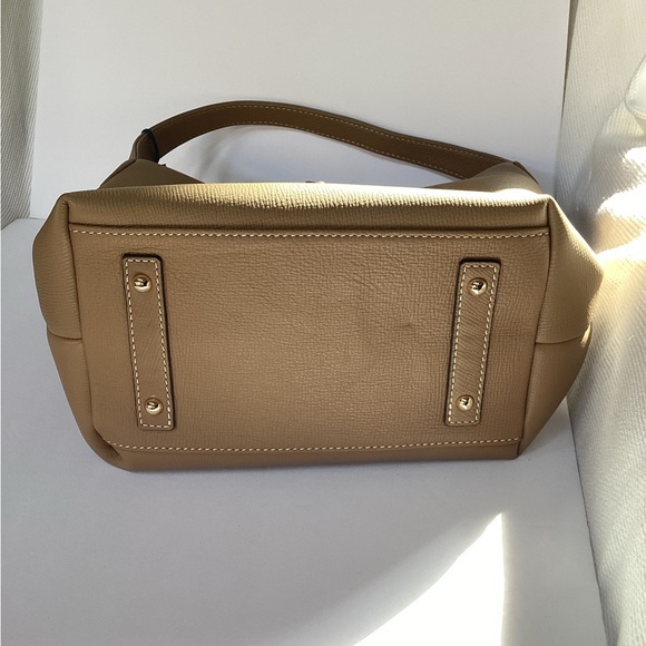 Dooney & Bourke Logo Lock Sac all leather Carmel purse, NWT - Picture 5 of 16